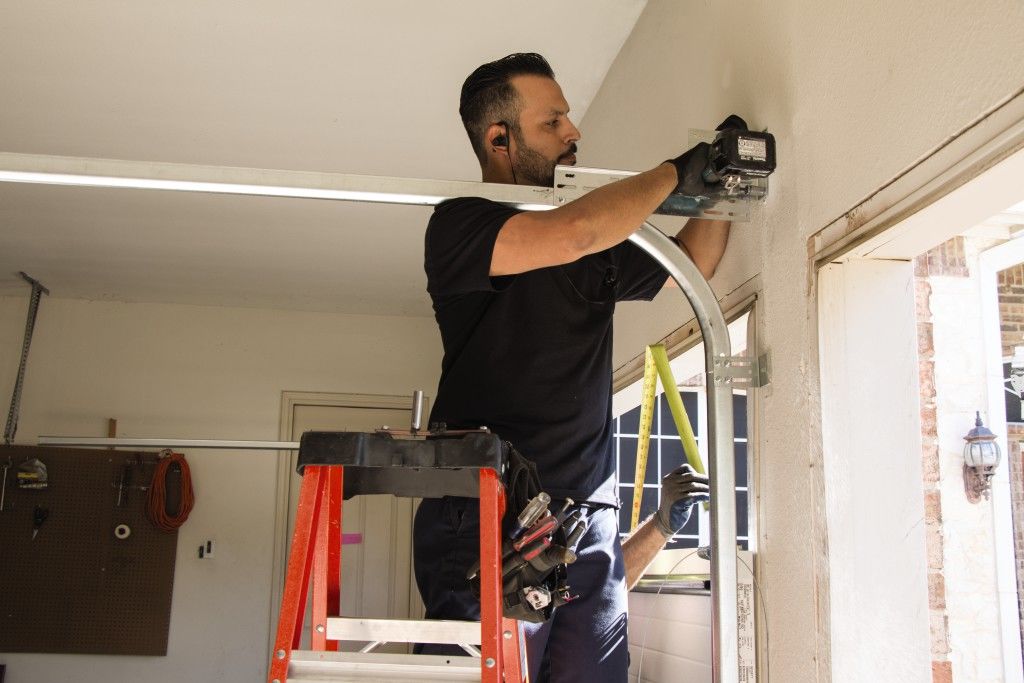 Garage Door Repairs Handled by Professionals