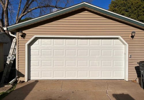 Garage Door Installation Everett St, Lincoln, NE