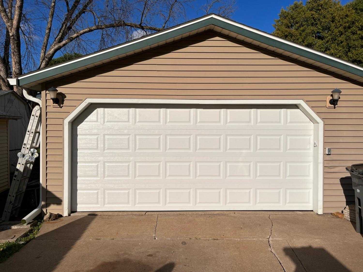 Garage Door Replacement garage opener installers near me New Garage Door Installation new garage door replacement garage door installation near me Garage Door Installation Everett St, Lincoln, NE