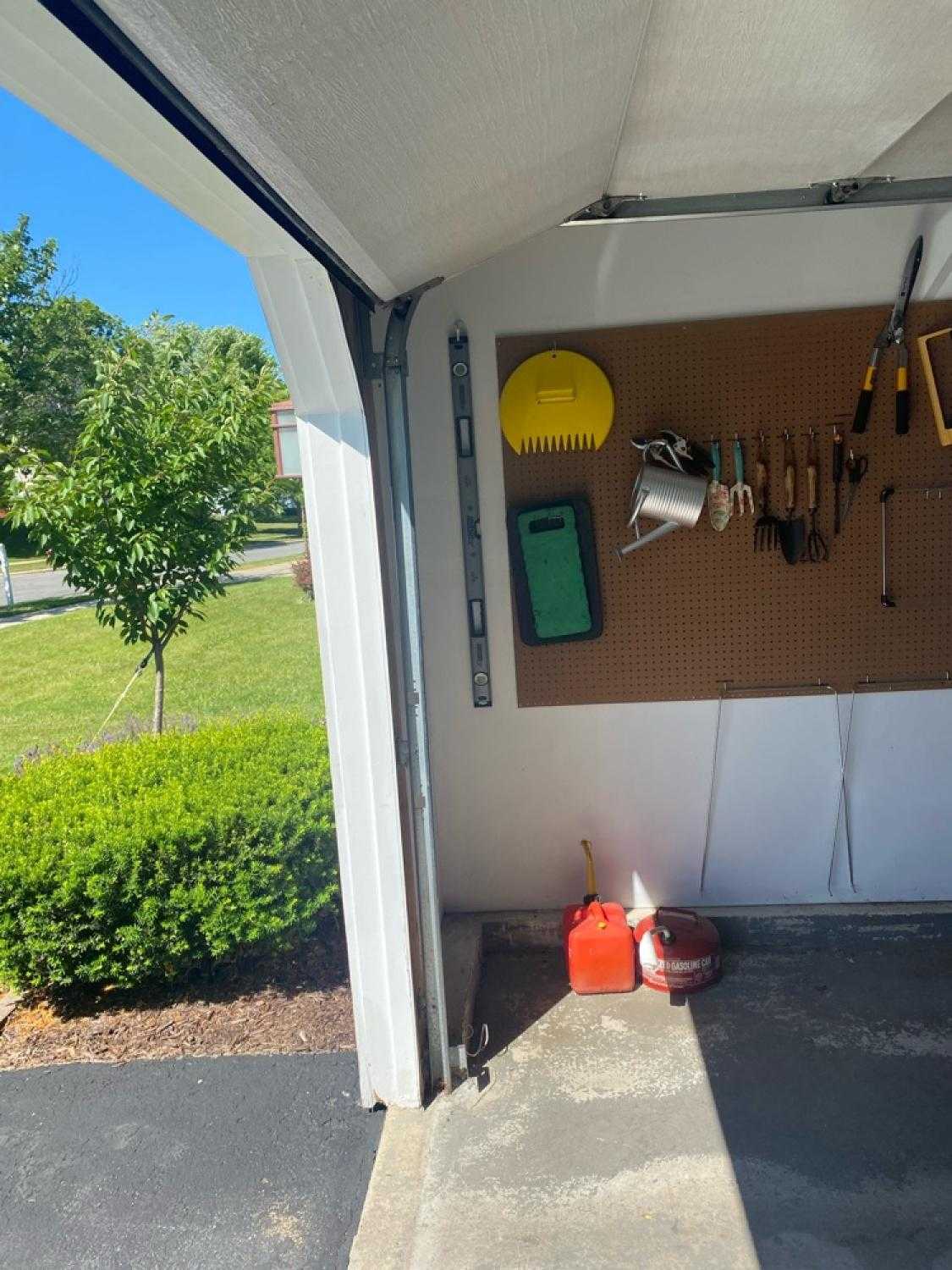 Garage Door Maintenance S 46th St, Lincoln, NE
